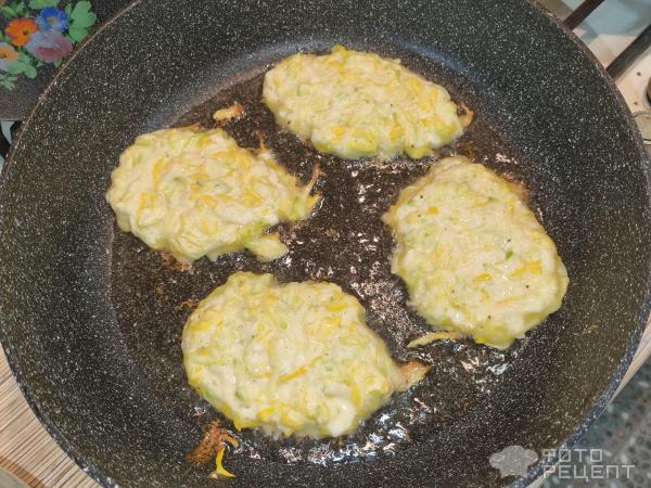 Оладьи из кабачков с сыром