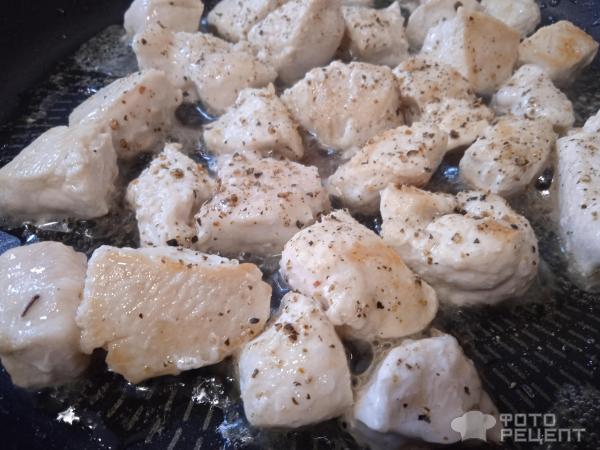 Лапша с овощами и курицей фото