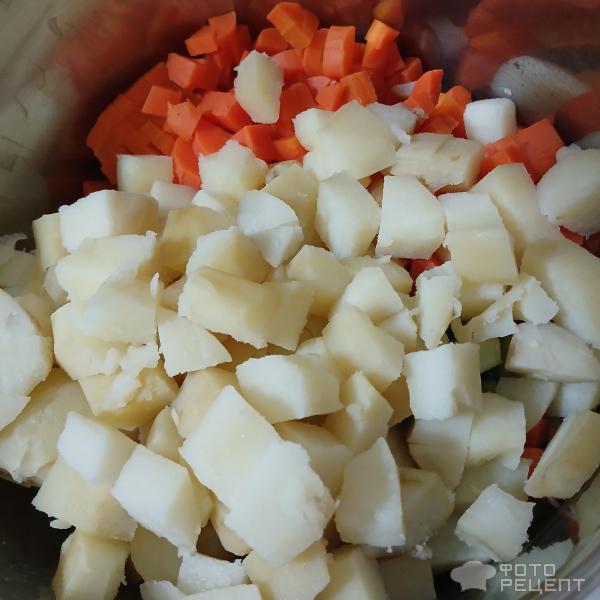 Салат Постный Оливье с грибами и свежими огурцами фото