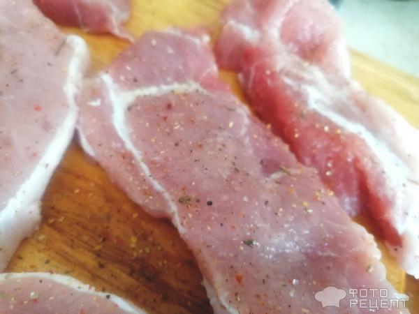 Свинина, запеченная в духовке с рисом и овощами фото