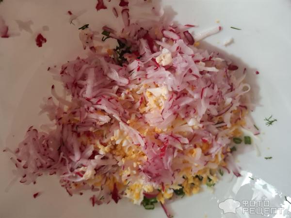 Салат весенний из редиса фото