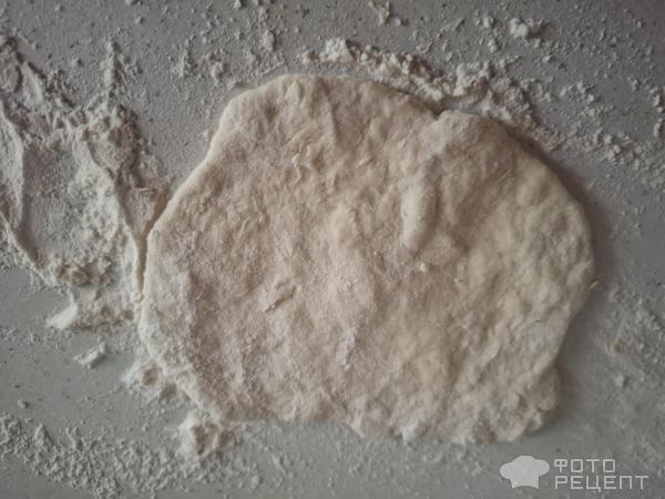 Жареные пирожки с яйцом и зеленым луком фото