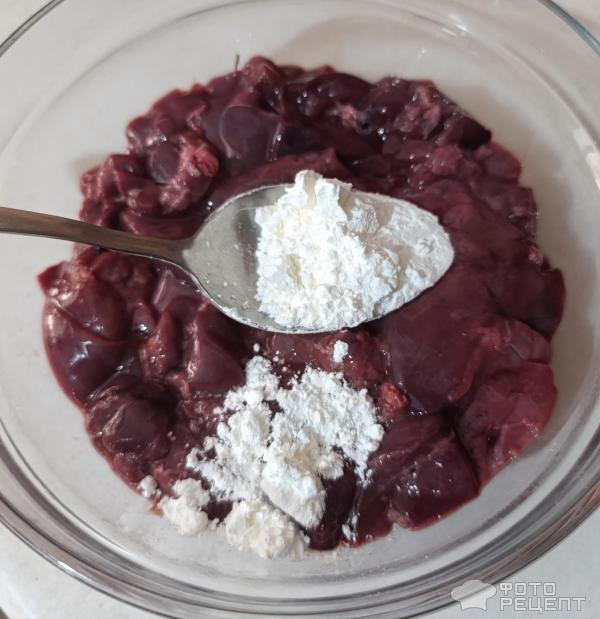 Салат из куриной печени и овощей фото