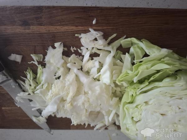 Салат с капустой, огурцами фото