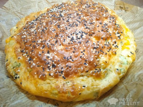 Ленивый пирог с яйцом и зеленым луком фото