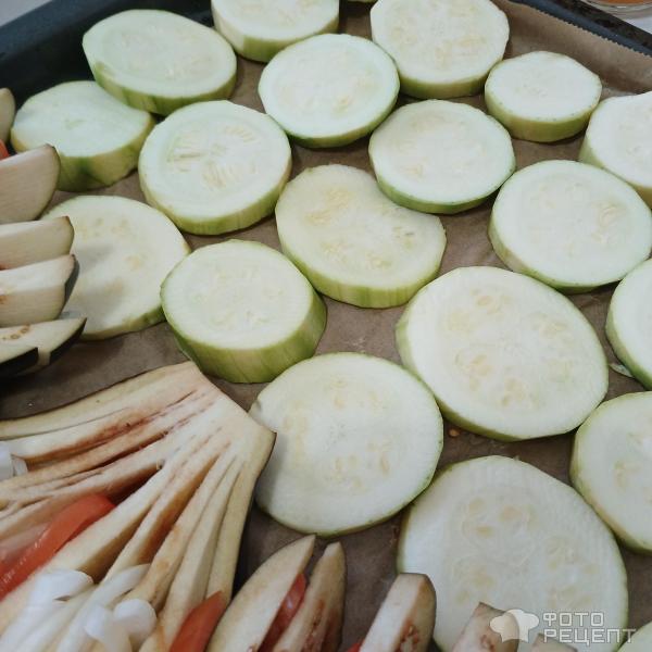 Запеченные кабачки с морковно-сырной начинкой-просто и вкусно! фото