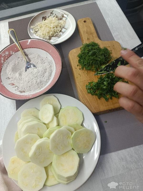 Кабачки кружочками нежные жареные в муке