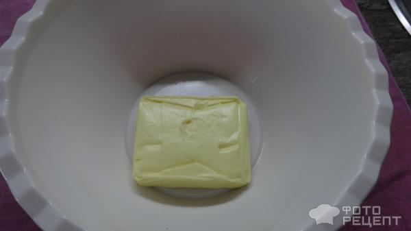 Кекс с начинкой из клюквенного желе фото