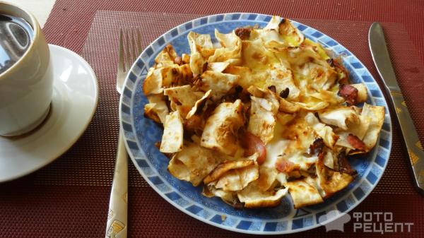 Завтрак из бекона с лавашом фото