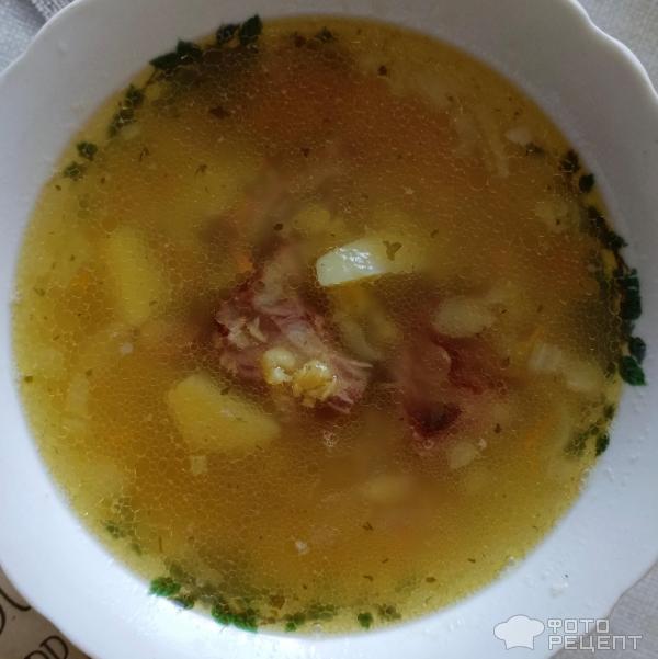 Гороховый суп с копчеными ребрышками