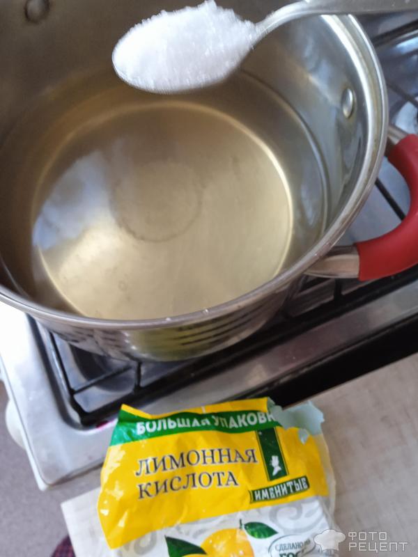 Маринованные помидоры с морковной ботвой фото