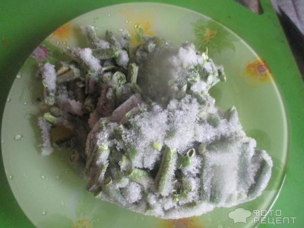 Суп с соевыми бобами и зеленой фасолью фото