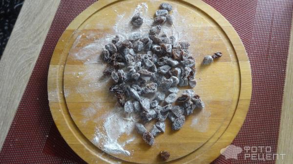 Овсяное печенье с орехами, изюмом и шоколадом фото