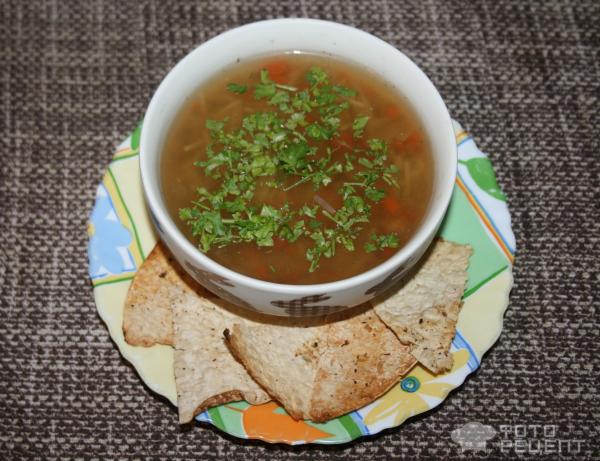 Вермишелевый суп на курином бульоне