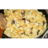 Рецепт: Картошка с грибами под соусом