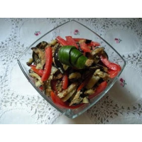 Рецепт: Салат "Баклажаны с помидором"