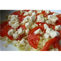 Рецепт: Салат из помидор, сыра, пекинской капусты