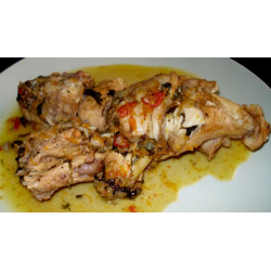 Рецепт: Мясо кролика на картофеле Бань