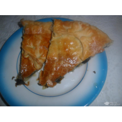 Рецепт: Пирог с щавелем из слоеного теста