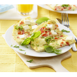 Рецепт: Яичница с зеленой фасолью и помидорами