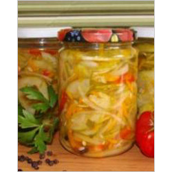 Рецепт: Консервированный салат из огурцов и помидоров Огород