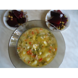 Рецепт: Суп-лапша с тушенкой "Белково-витаминный"