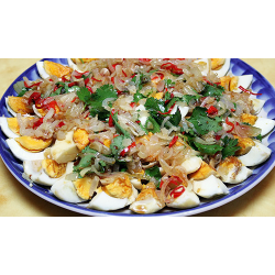 Рецепт: Тайский салат из яиц