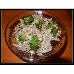 Рецепт: Салат с печенью и грибами