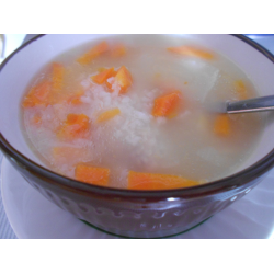 Рецепт: Рисово-морковный супчик с курочкой для маленьких деток