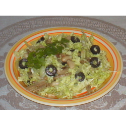 Рецепт: Салат с языком, капустой и фасолью