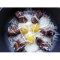 Фото Яичница со свиными ребрышками и сыром