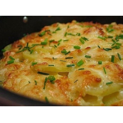 Рецепт: Картофель с сыром и чесноком в мультиварке