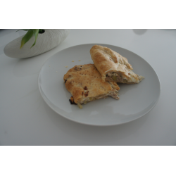 Рецепт: Пирог с тунцом и сыром Фета