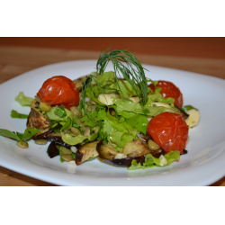 Рецепт: Салат из баклажанов, чечевицы и регана