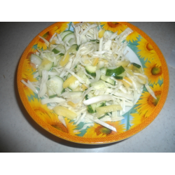 Рецепт: Салат из свежей капусты с огурцами