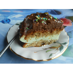 Рецепт: Тортик "Дю-бисквит и киви" с шоколадной глазурью