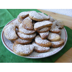Рецепт: Ванильное печенье с орехами