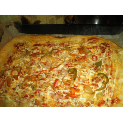 Рецепт: Пица с соленым огурцом