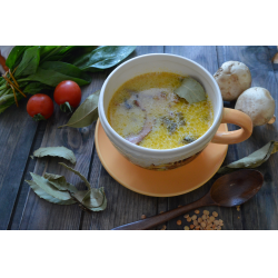 Рецепт: Сырный суп с копченостями и грибами