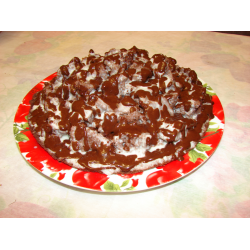 Рецепт: Торт "Кусочки счастья" с йогуртово-шоколадной начинкой