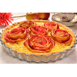 Рецепт: Пирог с яблочными розами на 8 марта