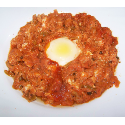 Рецепт: Яйца в томатном соусе