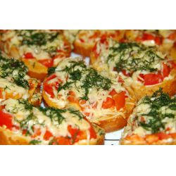 Рецепт: Горячие бутерброды с сыром и помидорами