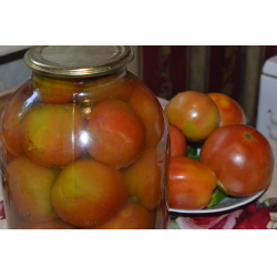 Рецепт: Консервированные помидоры с чесноком