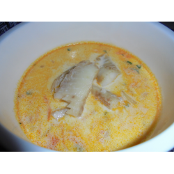 Рецепт: Сливочный суп из морского окуня