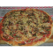 Фото Пицца с мясом и маринованным луком