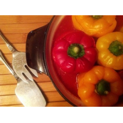 Рецепт: Фаршированный перец в томатном соусе
