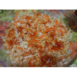 Рецепт: Салат с капустой и кетчупом