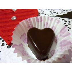 Красивые вещи своими руками: Как сделать сердце из конфет?