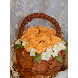 Рецепт: Тыквенно-шоколадный торт "Корзина с розами" с корицей и грецкими орехами